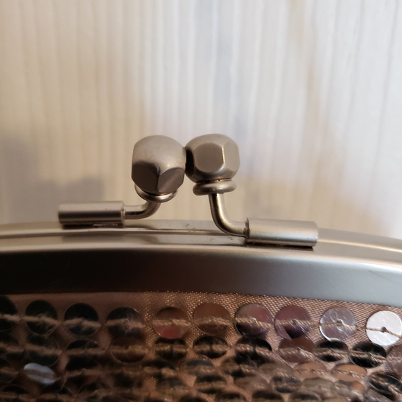 Old Navy Brand Women's Sequined Evening Handbag - Picture 2 of 4